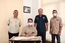 Agensi pengurusan bencana lembata juga berkongsi maklumat bahawa. Agensi Pengurusan Bencana Negara Direktori