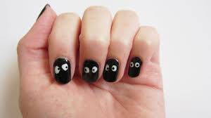 Bilder in der galerie bewerten und kommentieren: Schwarz Weisses Nageldesign Lustige Augen Seni Nageldesign Youtube
