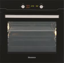 This 60 cm blomberg oven has striking features with its futuristic stainless steel front, black glass the oen9302x has a catalytic liner on the back wall of the appliance and enamel lining on the sides. Beo9566 60 Cm Built In Multi Functional Oven
