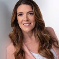 Amanda Coldren's Instagram, Twitter & Facebook