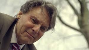 Wolfgang Bahro plaudert aus: Darum muss Gerner bei GZSZ ins Koma fallen -  TV-Starts bei FILMSTARTS.de