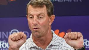 Dunbar rallies past Southeast