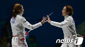 펜싱부 제26회 김창환배 전국남녀펜싱선수권대회 에뻬 2, 3위, 사브르 단체전 2위 기사 작성: Ag å¥³ íŽœì‹± ì‚¬ë¸Œë¥´ ë‹¨ì²´ éŠ€ í™•ë³´ ê²°ìŠ¹ì„œ ì¤'êµ­ ë§Œë‚œë‹¤