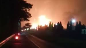 Stop sebar foto korban kebakaran kilang balongan. 6 Rf4ykfr1bhum