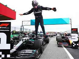 Mercedes Wolff Hails Special Driver Lewis Hamilton After Landmark F1 Win Lewis Hamilton The Guardian