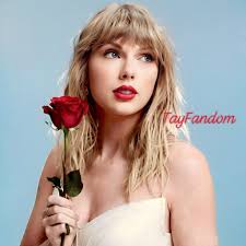 Show me your favorite pics of our girl.. this is mine!! "She's so gorgeous,  cause look at her face!" 🫶🏽✨️🪩💜