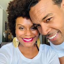 Sarita Ramirez's Instagram, Twitter & Facebook