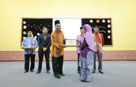 Menurutnya, operasi berkenaan diadakan bermula dari jam 10 malam sehingga 5 pagi tadi dengan bantuan 35 anggota dari jaik, pejabat agama daerah kuala muda dan yan. Misi Jelajah Ppd Kuala Muda Yan Lembaga Zakat Negeri Kedah Darul Aman