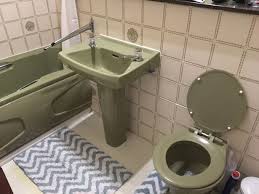 Up till the meltdown i always had the impression that they were more stable than your average superficial hollywood couple even knowing who they are. Designer Laurence Llewelyn Bowen Reveals Britain S Ugliest Bathroom Mirror Online