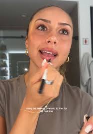 Mario Lip Liner Allergic Reaction