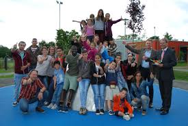 Leutkircher bank eg mit telefonnummer, adresse, ansprechpartnern und. Die Vie Le Kinder Der Dochtbuhlschule Danken Den Unterstutzern