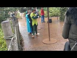 Peter Pan At Disneyland Paris Youtube Peter Pan Disneyland Disneyland Paris Disney Face Characters