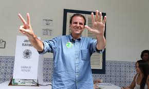 Falo desde o começo que nossas crianças são prioridade. Paes Vota E Agradece Apoio Ate De Opositores Estao Votando Pelo Meu Espirito Democratico Jornal O Globo