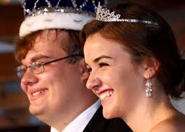 A royal Lord crowned queen at Woodbury County Fair