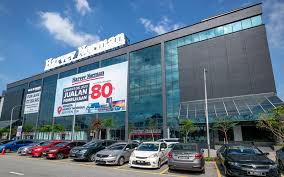 Kuala lumpur, wilayah persekutuan kuala lumpur 7, jalan bintang, bukit bintang plaza low yat. Klang Valley Buildings With Exposure And Accessibility Remain Resilient Free Malaysia Today Fmt