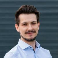 100+ "Spreier" profiles