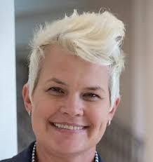 Amy Ables's Instagram, Twitter & Facebook