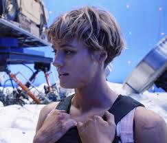 Mackenzie Davis behind the scenes