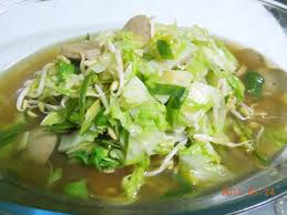 Citarasa sawi putih sama seperti tofu yang menyerap rasa dari makanan apapun, tapi nyatanya sayuran ini adalah primadona dalam masakan cina. Tumis Sawi Putih Masakan Omah