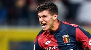Fino al 12 maggio 2021, con amedeo amadei, deteneva il record di giocatore più giovane ad aver mai esordito in serie a (15 anni e 280 giorni): Genoa Striker Pietro Pellegri In Advanced Negotiations With Juventus