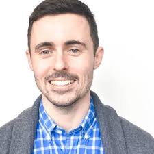 Explore the people profiles in Customer%20Service Location