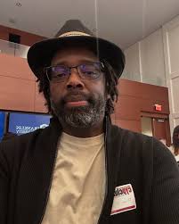 Dwain Thomas's Instagram, Twitter & Facebook