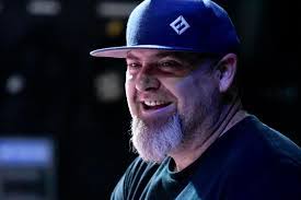 Jason Benton's Instagram, Twitter & Facebook