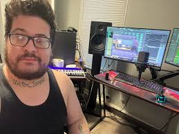 Other breakbeat and house artists