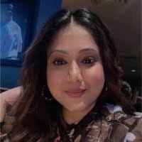 Bibi Azeez's Instagram, Twitter & Facebook