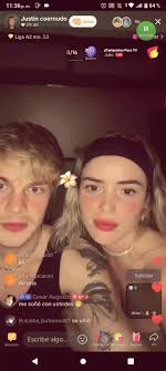 Justin Cuernudo Y Vicky