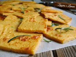 La Farinata E Un Piatto Tipico Della Cucina Ligure Un Piatto Povero Si Tratta Di Una Sottilissima Focaccia A Base D Ricette Idee Alimentari Ricette Di Cucina