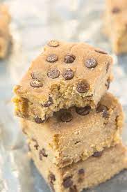 Four Ingredient No Bake Banana Bread Blondies Recipe Baked Banana Banana Recipes Banana Healthy