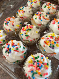 Cheers to chapter 39 🖤 🥳 Wow! It's been an incredible last few days 🎂 A  surprise birthday party thrown by my sweet daughter Haylee Fortkamp. It was  amazing to be surrounded