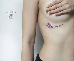 Các chủ đề tattoo cổ tay sẽ thường chứa đựng nhiều hơn sự tinh tế, thể hiện nét cá tính 1 cách vừa phải, không quá ngoài vị trí cổ tay, các vị trí như cánh tay, bắp tay,… khuỷu tay cũng tương đối đáng chú ý và thích hợp với nam giới. Nhá»¯ng Hinh XÄƒm Ngá»±c Cá»±c Gá»£i Va Hiá»ƒm Cá»§a Kiá»u Ná»¯