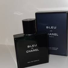 The original bleu de chanel became and remains a very popular men's fragrance. Bleu De Chanel Von Chanel Eau De Parfum Meinungen Duftbeschreibung
