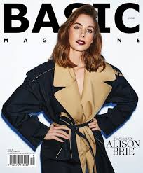 Über 80% neue produkte zum festpreis; Alison Brie Basic Magazine Spring 2020 Celebmafia