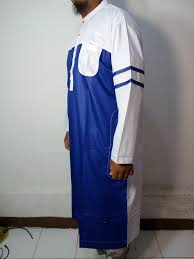 Beberapa bayi, terutama bayi dari ras kaukasia (eropa) yang terlahir dengan memiliki mata berwarna hijau biru ternyata dapat mengalami perubahan warna mata. Pin Di Baju Jubah Pria Samase Clothes