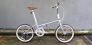 Dahon citta saddle / brown. Boardwalk D7 Promotions