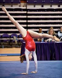 Gymnastics Gymnast Floor Exercise Moved From Kythoni S Main Gymnastics Board M 20 2 Female Gymnast Amazing Gymnastics Olympic Gymnastics