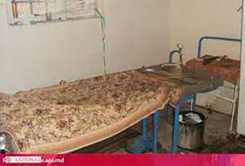 Utilizarea rinichilor de la cadavru pentru transtare este o metoda in plina ascensiune, numarul donorilor vii fiind limitat, multi pacienti cu grefe tehnica nefrectomiei de la donator cadavru. CondiÈii Din Filme Horror La Centrul De MedicinÄ LegalÄ Din Criuleni Cadavrele Sunt Mancate De Èobolani