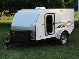 Bigfoot rv manufactures truck campers and travel trailers incorporating the latest technology with quality workmanship. Diy Micro Camping Trailer I Built For Cheap
