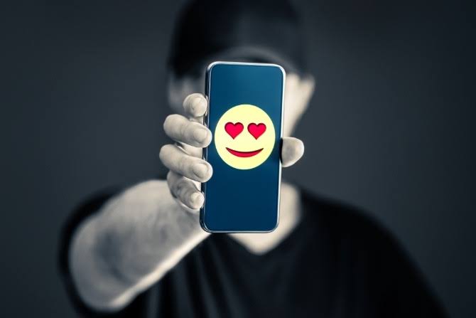 Protecting Yourself From Catfishing With Facebook Face Search