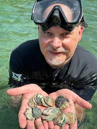 RUM RUNNER shipwreck 😎 we're getting ready to show you something crazy  tomorrow !!! This wreck is starting to produce a unique story , what could  this be and Who was on