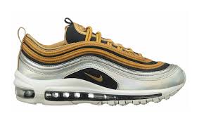 The air max 97 came out ten years later, ready to take the world by storm. Nike Roshe Run Black Stadium Green Screen 2017 97 Metallic Gold Pack Release Info Fotomagazin