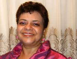 He waved to me and then robbed me”