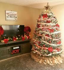 Pin By Cindy Alkanya On Living Room Christmas Decorations Apartment Tv Stand Christmas Decor Vintage Christmas Decorations