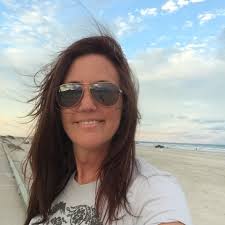 What are some recommended dental services in Cozumel for someone with  dental anxiety who speaks English?