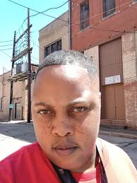 35 years old, looks pretty good, picture does no justice