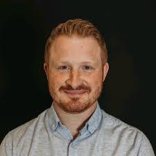 Robyn Rowley's Instagram, Twitter & Facebook