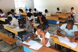 Les métiers de l'education nationale, l'information sur les recrutements et concours, les carrières et les informations et services de gestion des ressources au moment de découvrir vos résultats du bac, n'oubliez pas de respecter les gestes barrière et évitez les embrassades : Haiti Examens D Etat Publication Des Resultats Des Examens Du Bac